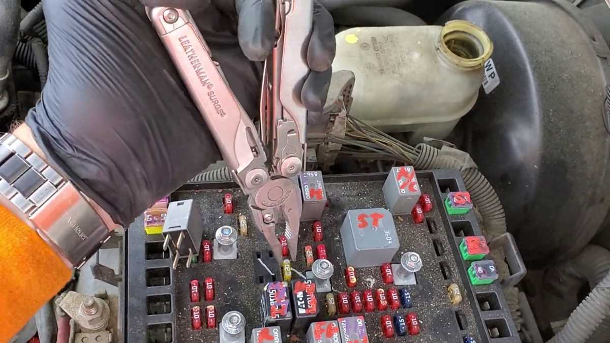 2003 trailblazer fuel pump wiring diagram