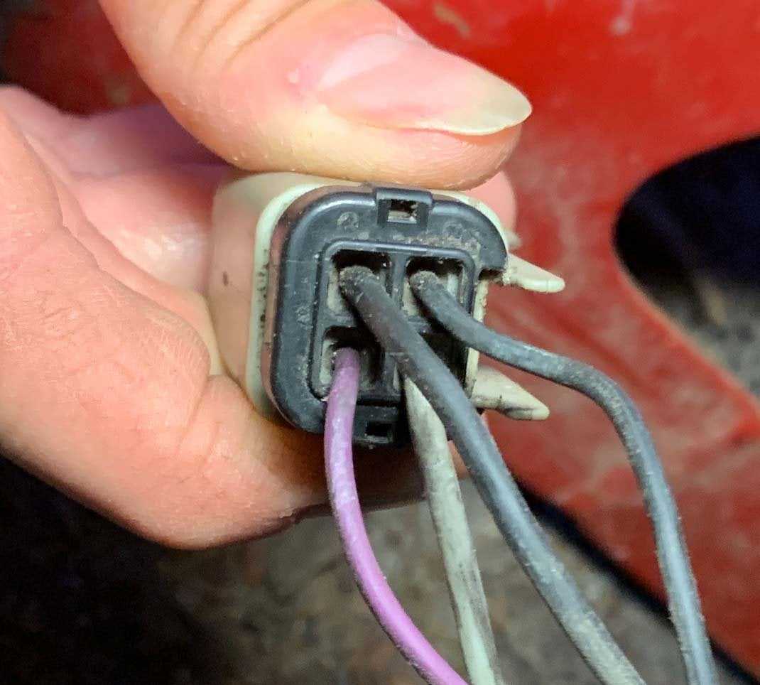 2003 suburban fuel pump wiring diagram