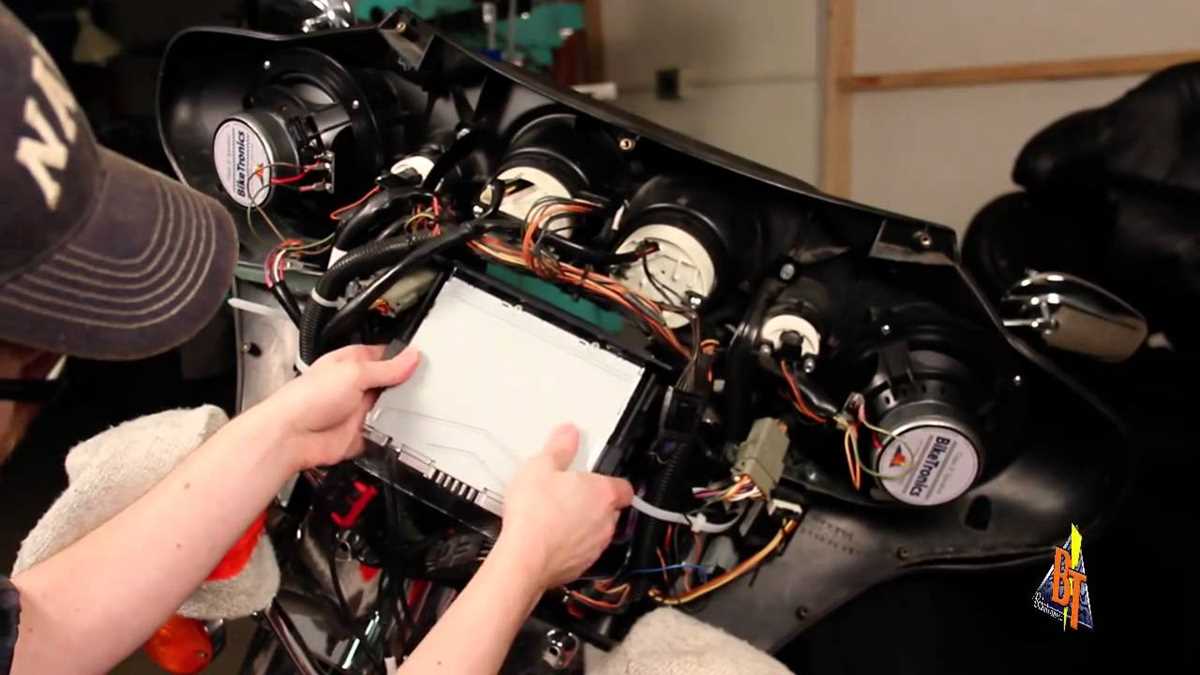 2005 harley davidson radio wiring diagram