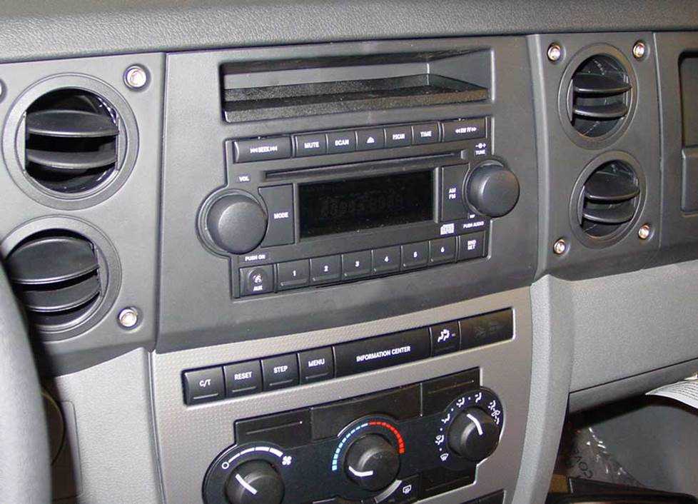 2006 jeep commander radio wiring diagram