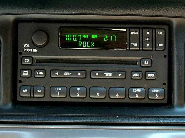 2008 crown vic radio wiring diagram