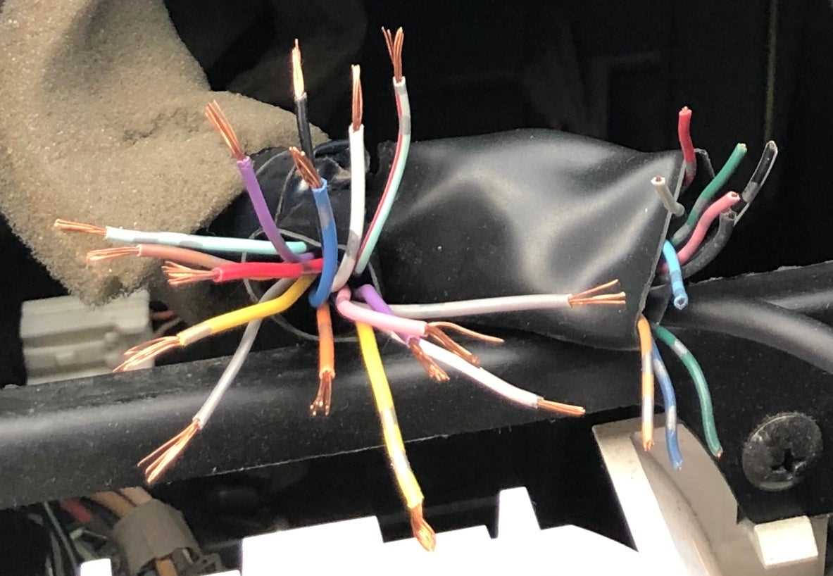 2010 nissan versa radio wiring diagram
