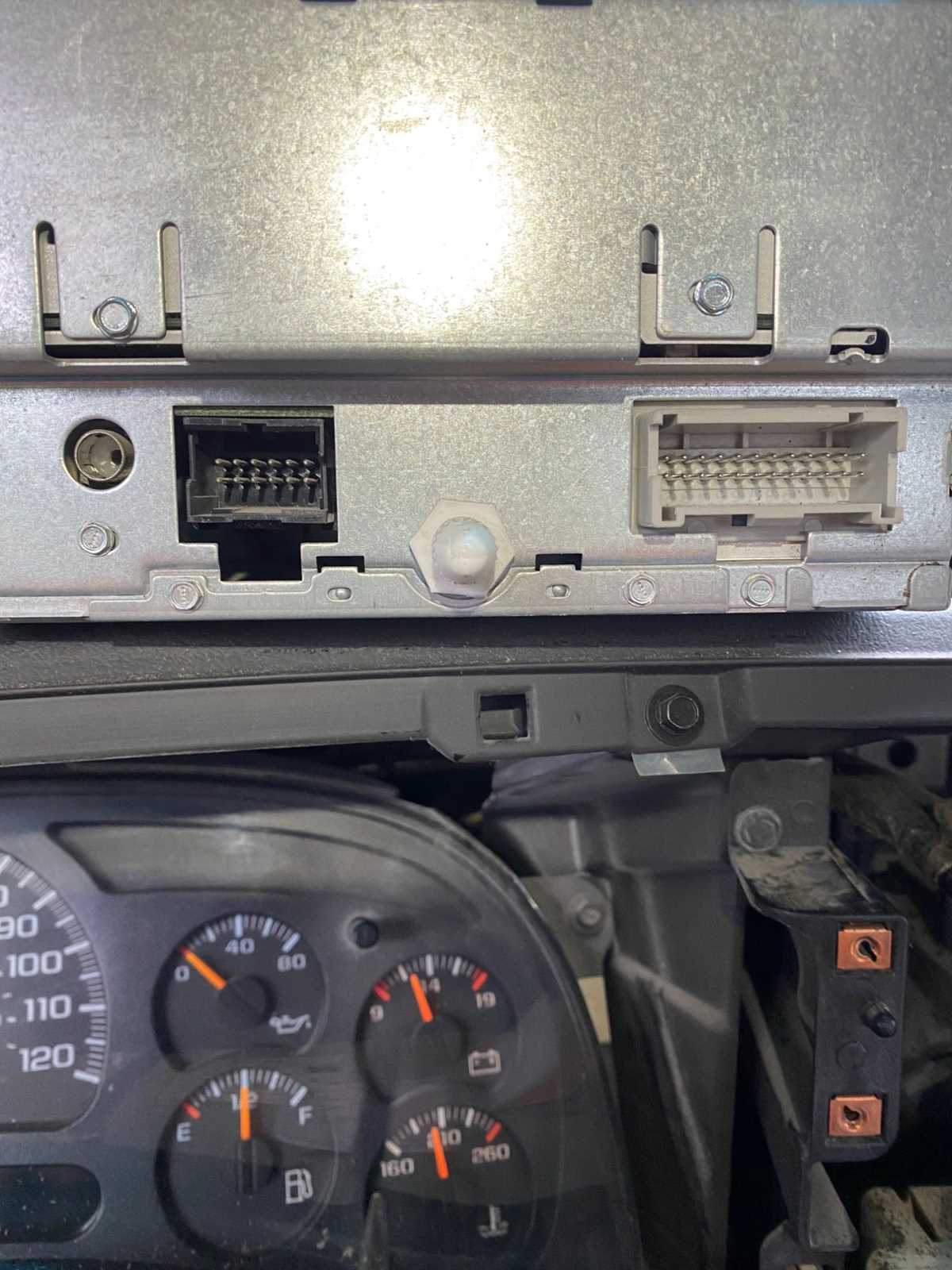 2006 chevrolet silverado stereo wiring diagram